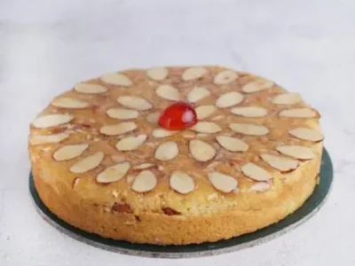 dry almonds cake